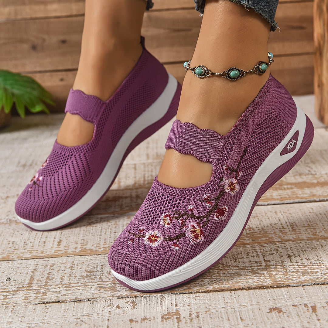 SoutienPlus™ | Ergonomic Comfort Footwear + Complimentary Insoles