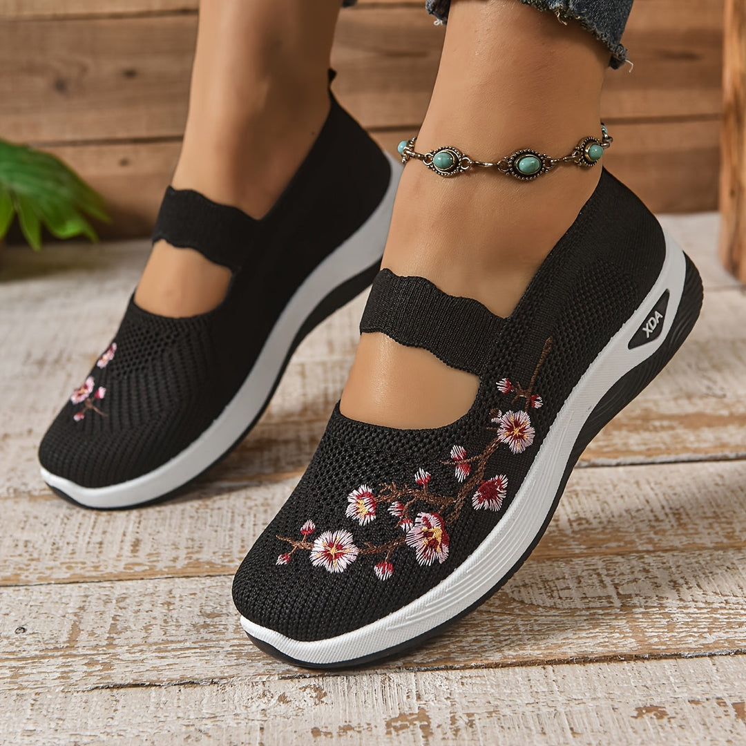 SoutienPlus™ | Ergonomic Comfort Footwear + Complimentary Insoles